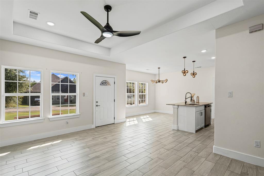 Canyon Creek - Residential Lease