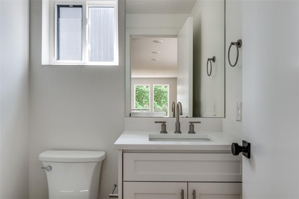 HOLMES - Residential Lease