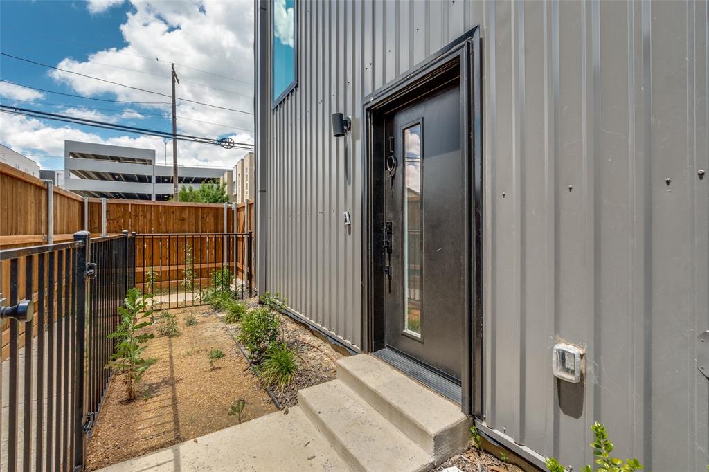 HOLMES - Residential Lease