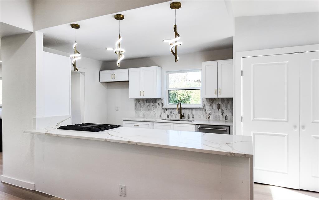 6858 Freemont Street