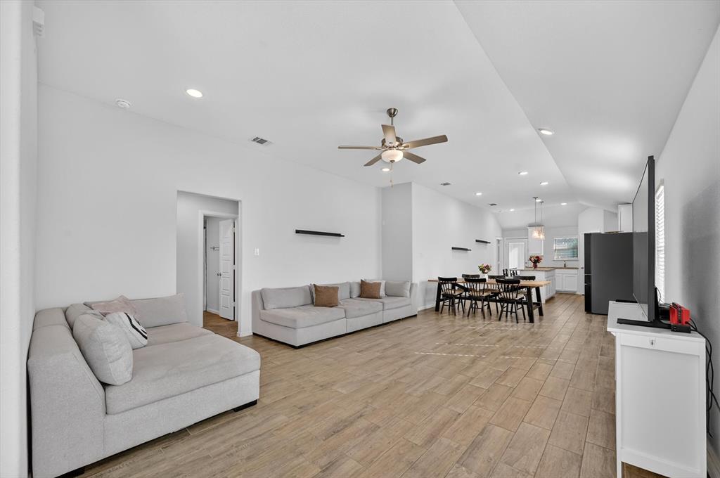 1204 Castilla Court