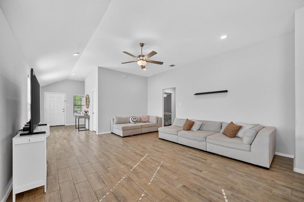 1204 Castilla Court