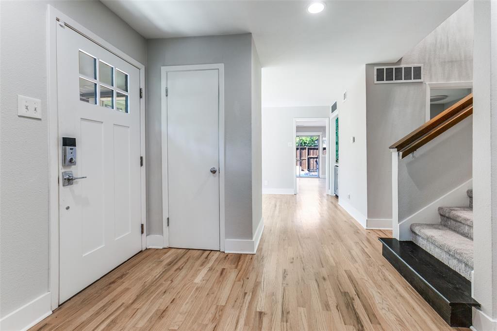 7603 Riverbrook Drive 8