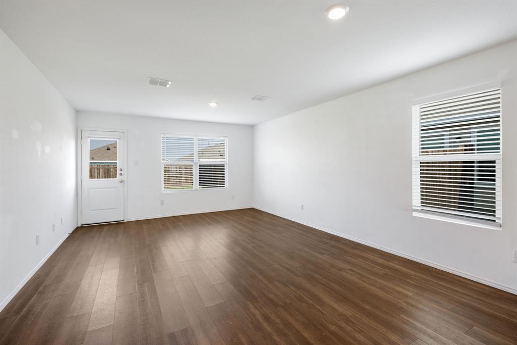 Trinity Xing Ph 5 - Residential Lease