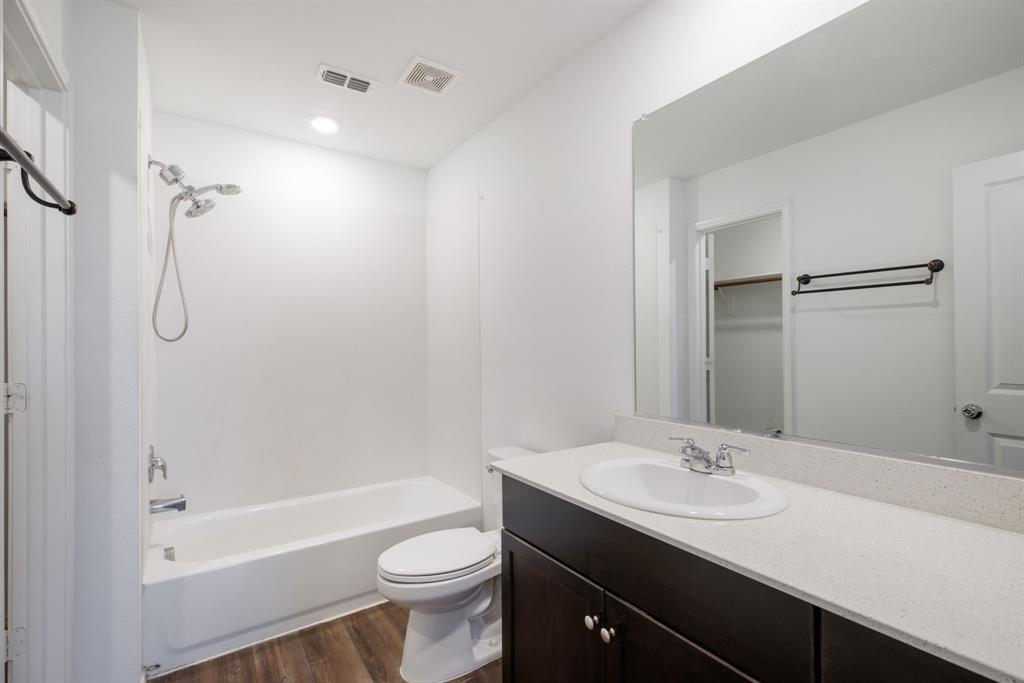 Trinity Xing Ph 5 - Residential Lease