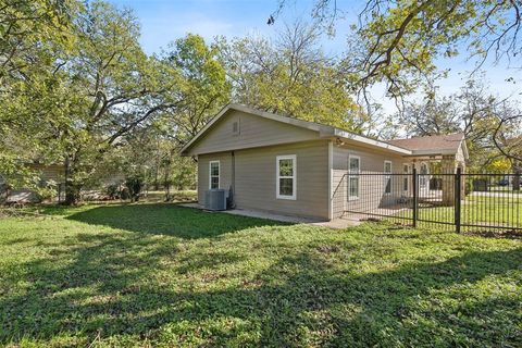 A home in Cleburne