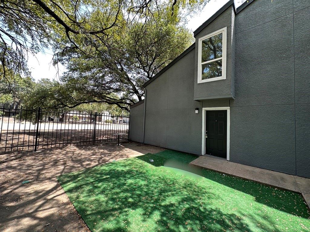 Trinity Meadows Condos - Residential Lease