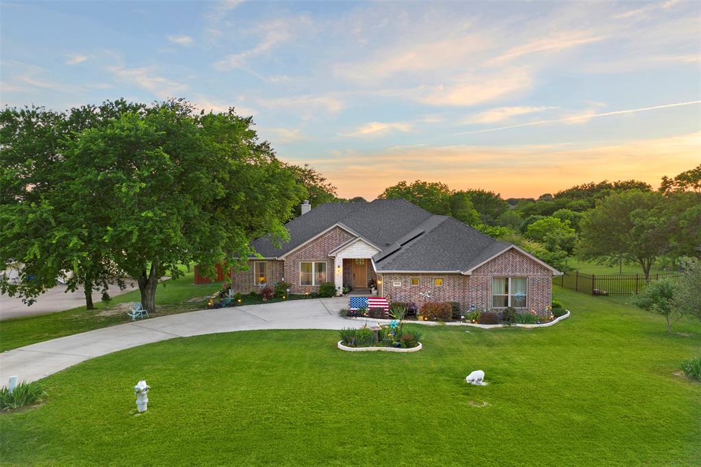 909 Summer Hill Lane