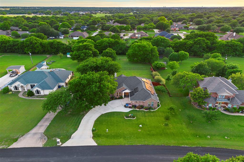 909 Summer Hill Lane