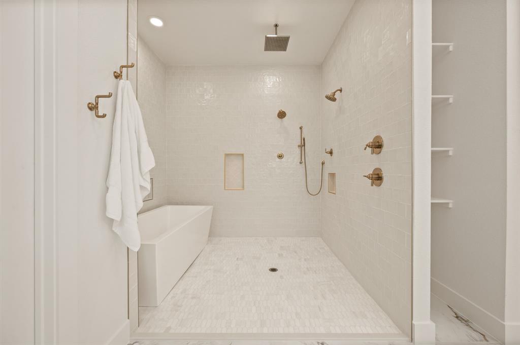 TIVOLI GARDEN ESTATES - Residential