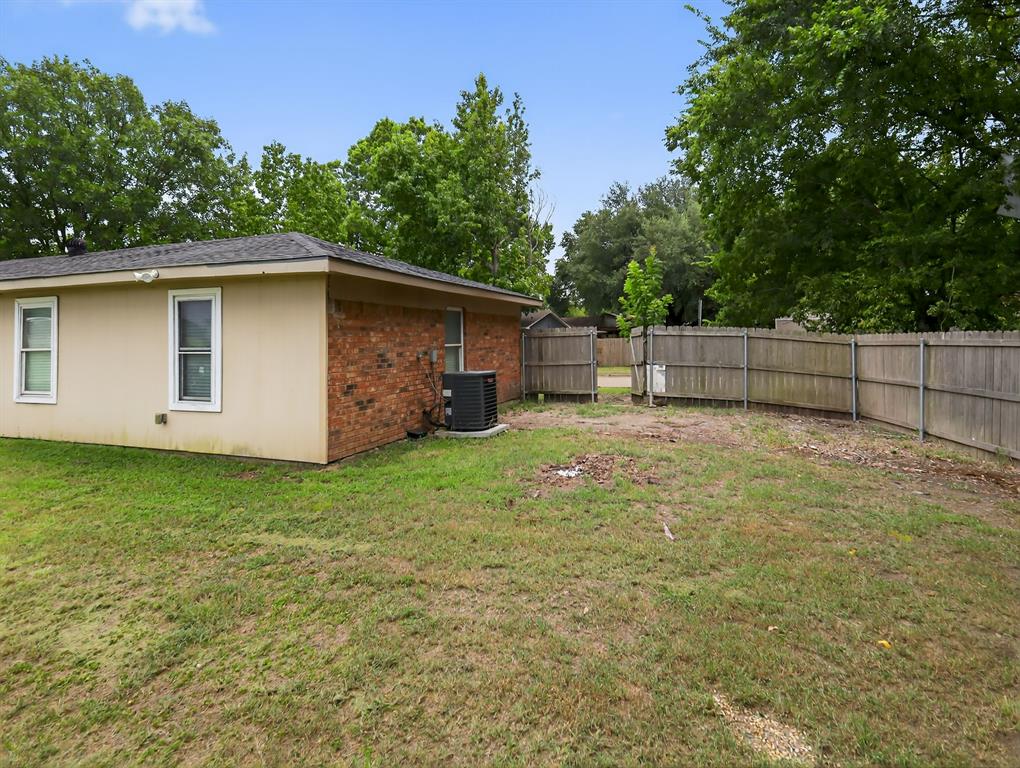 1501 Shady Lane