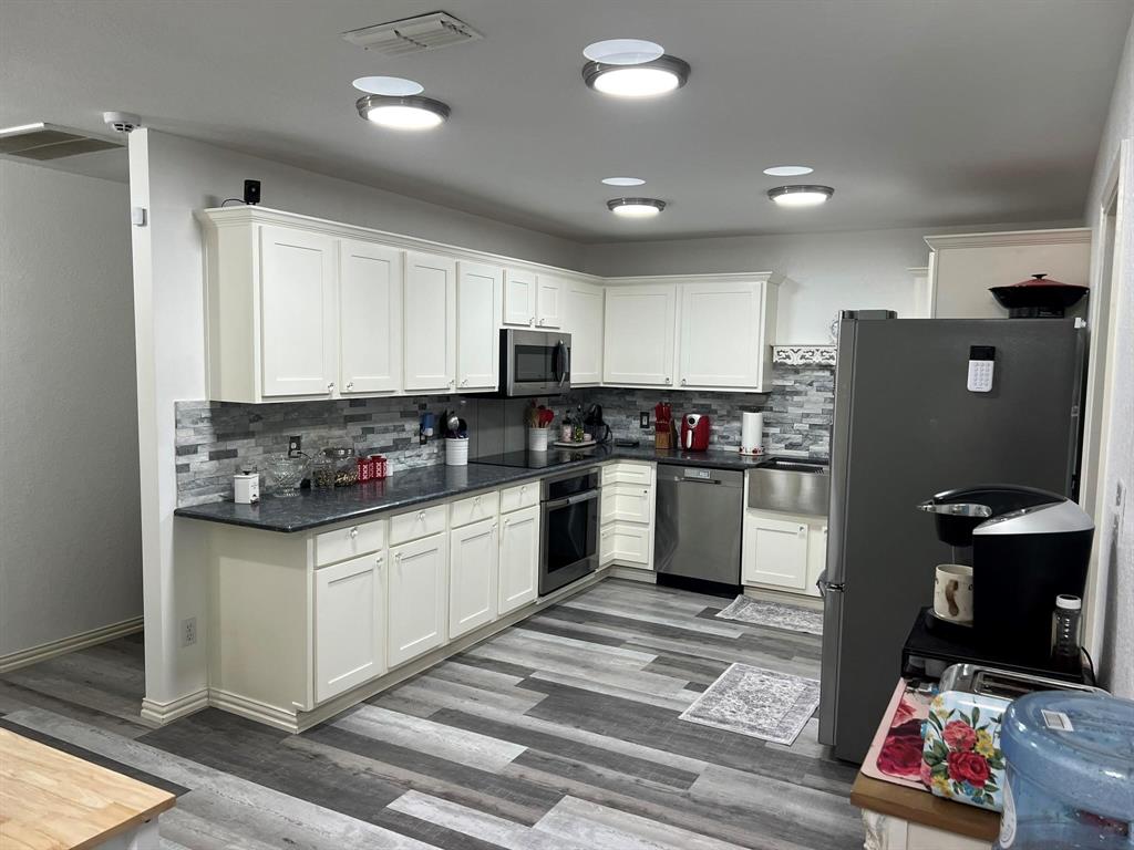 Eagle Peak - Residential