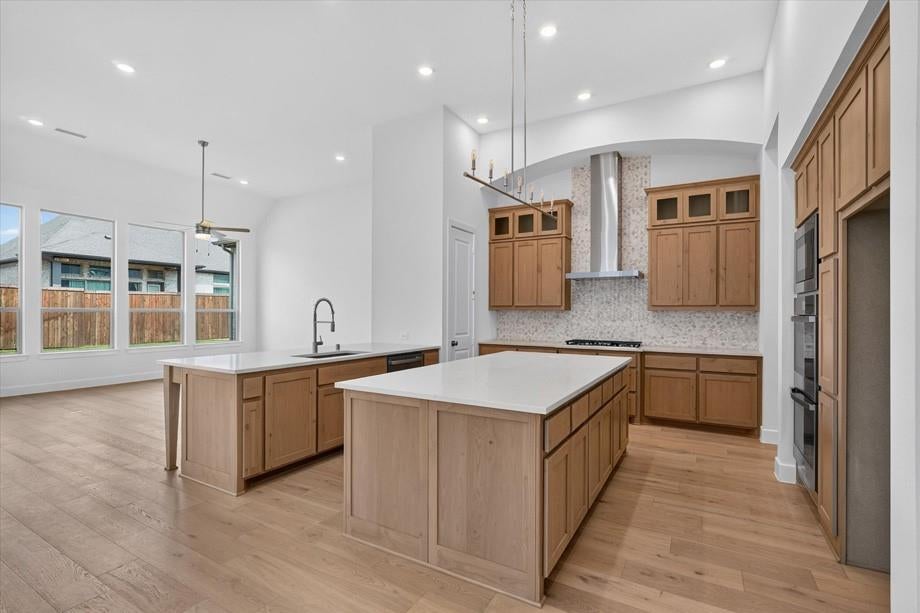 837 Bridle Path Parkway