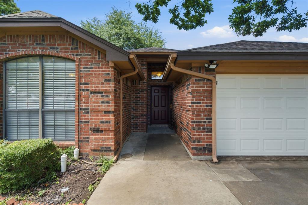 312 Banyan Drive