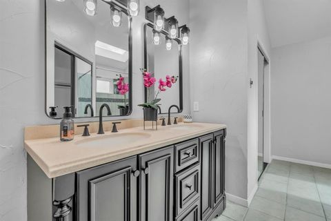 Tiny photo for 4604 Lindberg Drive, Arlington, TX 76016 (MLS # 21197816)