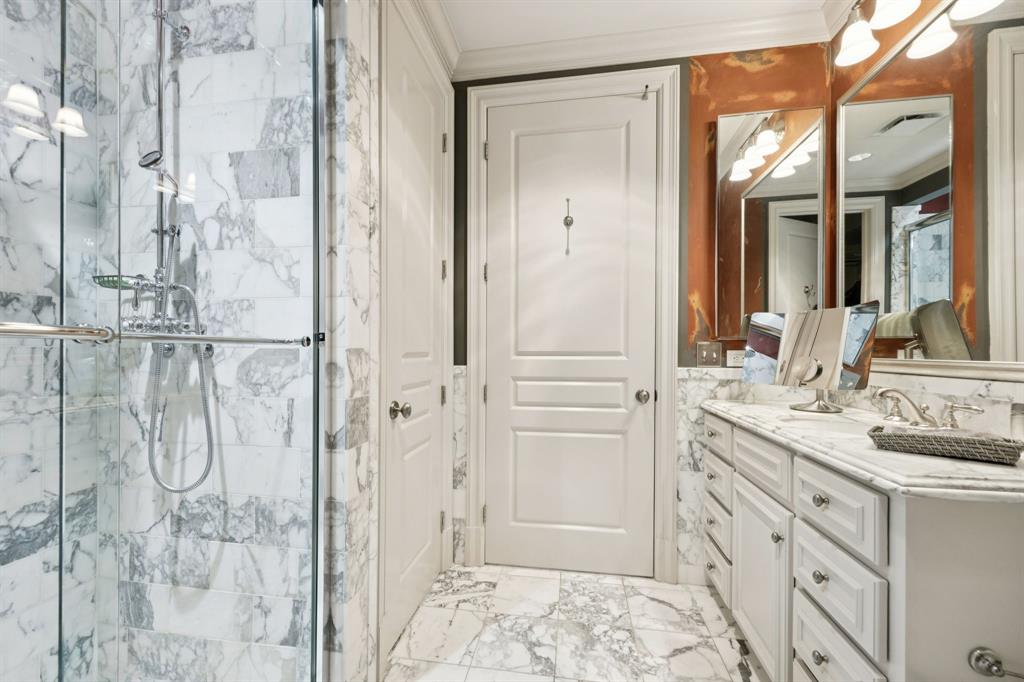 Vendome On Turtle Creek Condo - Residential