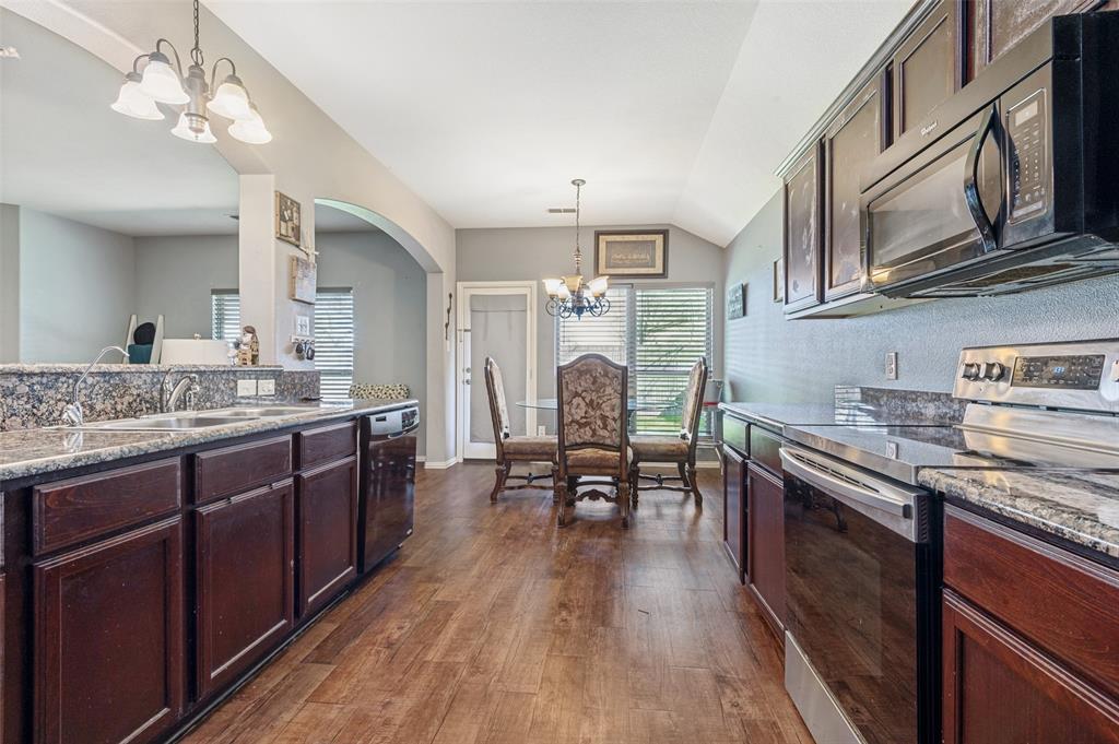 3129 Royal Crest Drive