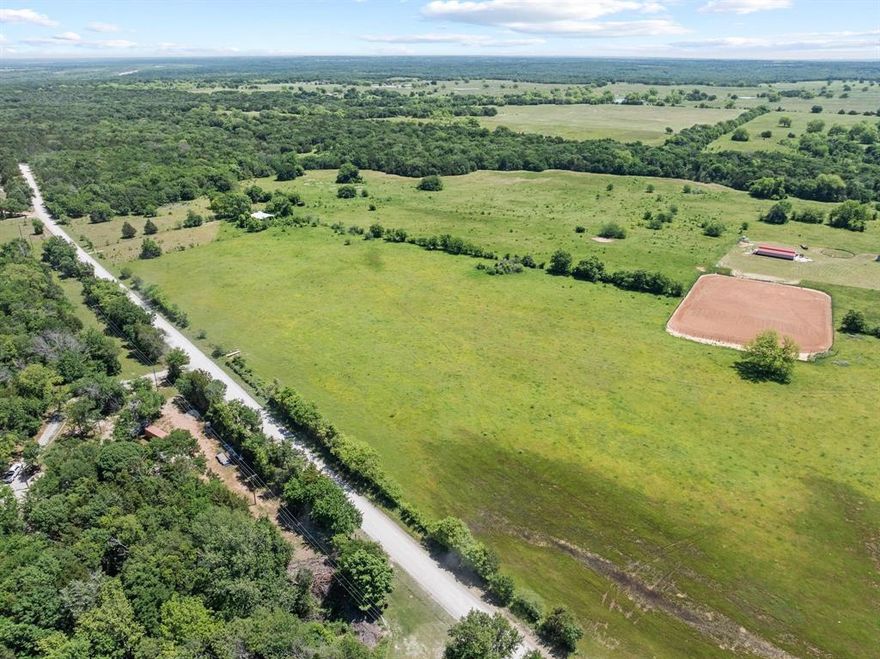 Discover this beautiful 33.53 acre property in Whitesboro, Texas, offering a perfect blend of open pasture and natural woodland. With convenient access via County Road 127 and its proximity to the Red River, this land presents a fantastic opportunity to embrace the North Texas lifestyle. The property features ample open space, ideal for various uses, while the east side is partially treed, providing a serene and private environment. A creek meanders through the back, enhancing its natural appeal. Furthermore, electricity is readily accessible, build to suit and owner financing options are available, making this an exceptional chance to own a piece of Texas countryside. Contact us today to explore this unique property.