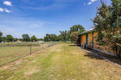 A home in Springtown