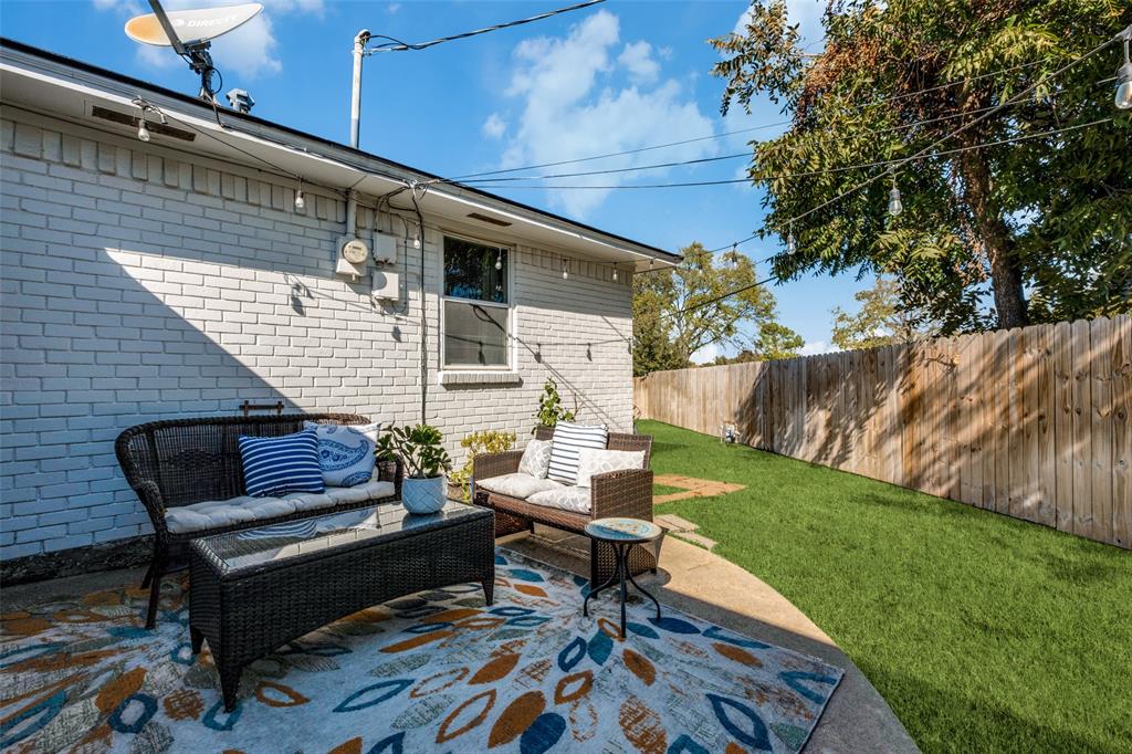 Claremont Park 01 - Residential Lease