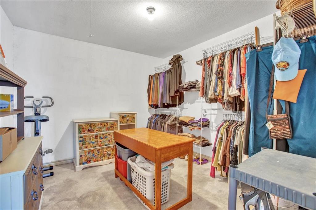 G-0925 Park W A - Residential