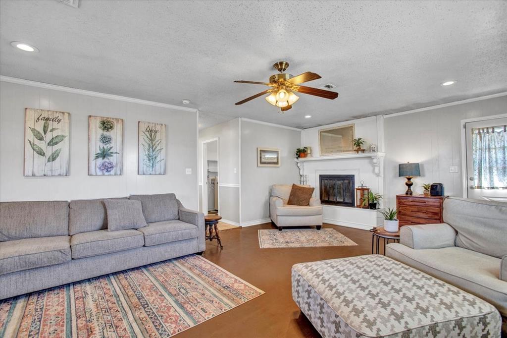 G-0925 Park W A - Residential