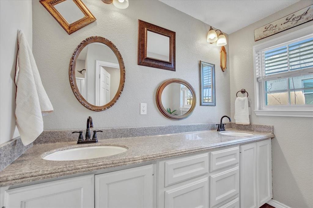 G-0925 Park W A - Residential