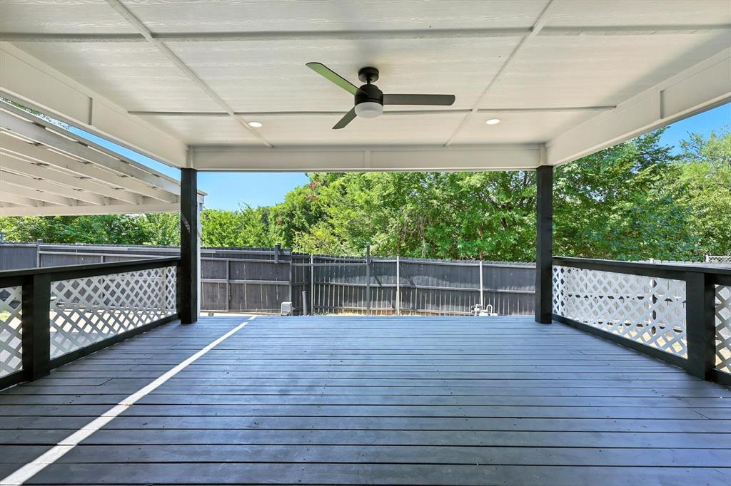 2801 Ashglen Drive
