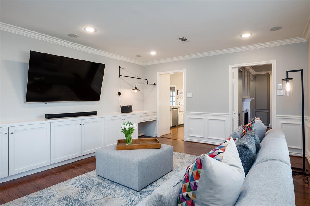 NORTHBROOK ESTATES - Residential