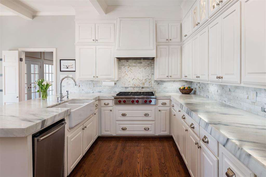 NORTHBROOK ESTATES - Residential