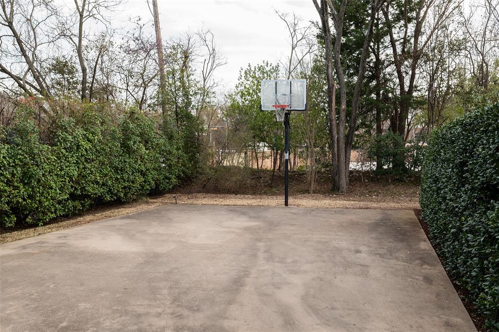 NORTHBROOK ESTATES - Residential