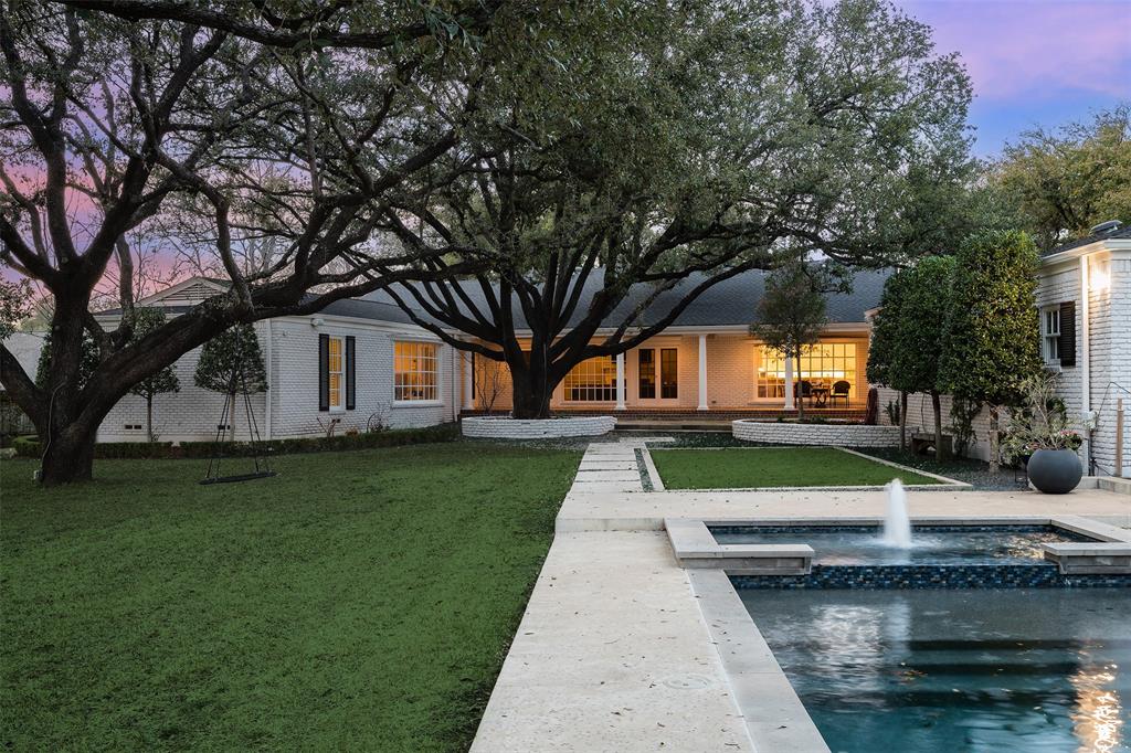 NORTHBROOK ESTATES - Residential