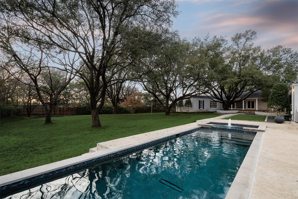 NORTHBROOK ESTATES - Residential