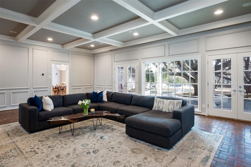 NORTHBROOK ESTATES - Residential