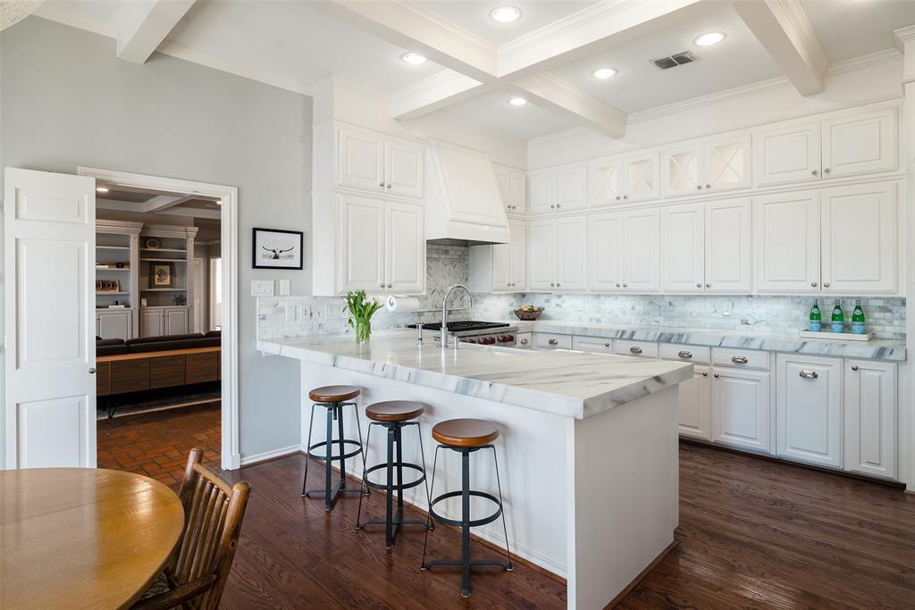 NORTHBROOK ESTATES - Residential