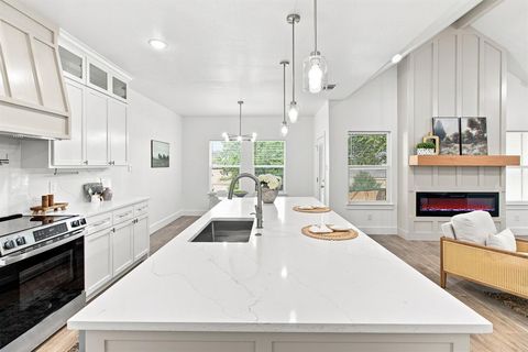Tiny photo for 3116 Roosevelt Avenue, Fort Worth, TX 76106 (MLS # 21330400)