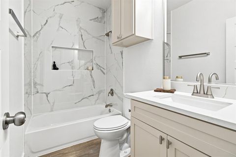 Tiny photo for 3116 Roosevelt Avenue, Fort Worth, TX 76106 (MLS # 21330400)