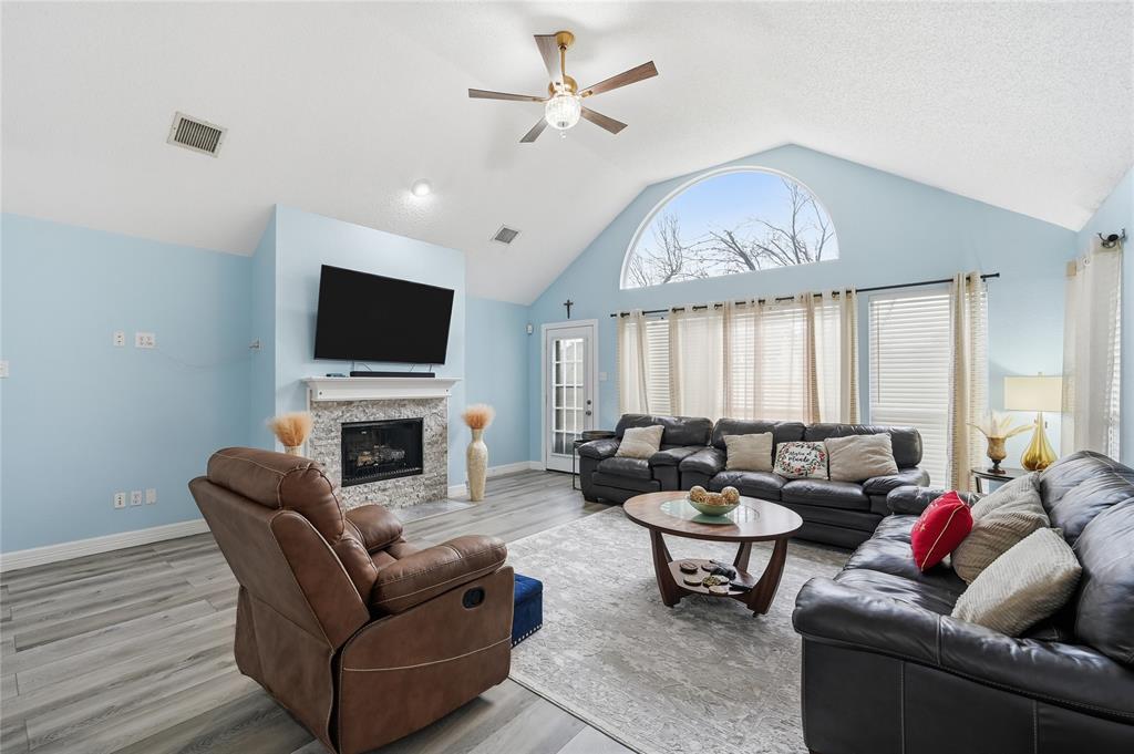 6003 Vista Park Lane