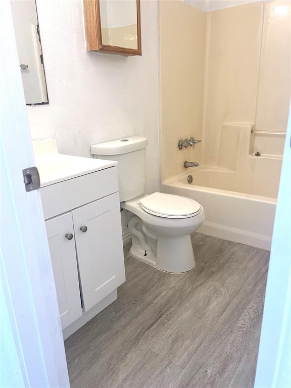 Deerpath Village 04 - Residential