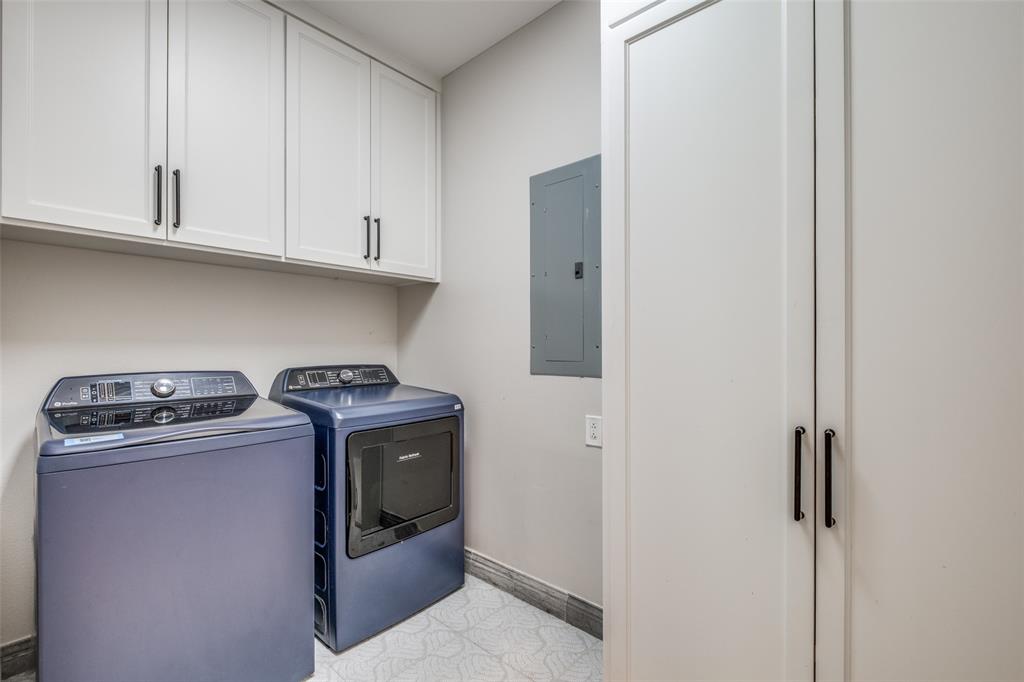 Oak Cliff Annex - Residential