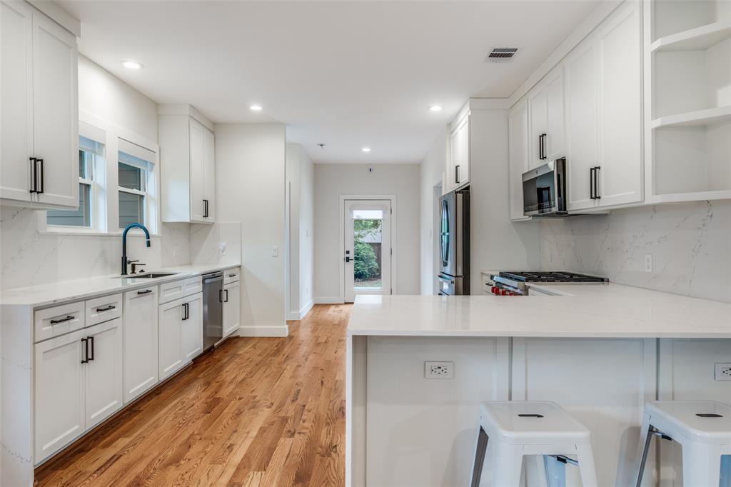 Oak Cliff Annex - Residential