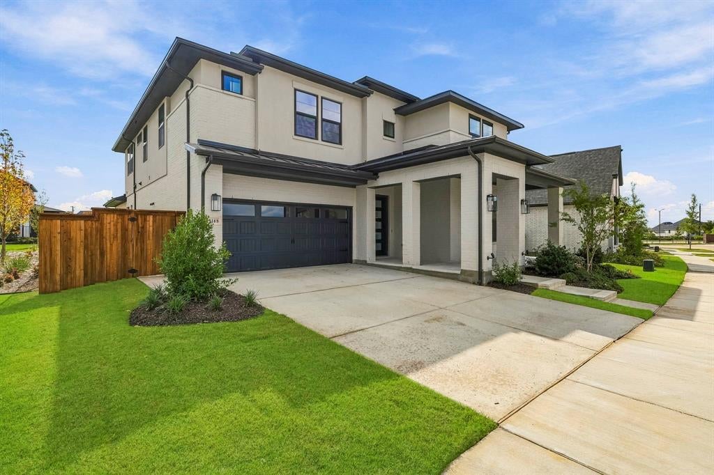 9168 Pavonia Lane