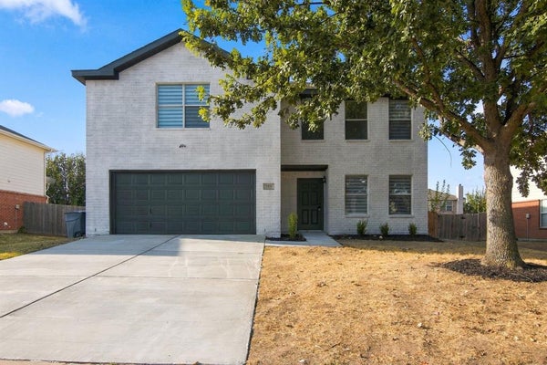 717 REDWING DR, SAGINAW, TX 76131 - Image 77cdc49c71a91c2d60839d3af7a881a2/591736394