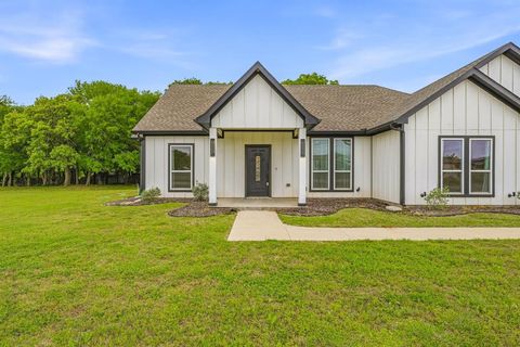 6106 Moose Drive Granbury TX 76048