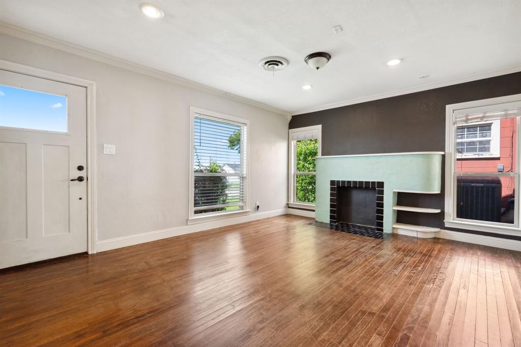 Chamberlain Arlington Heights 1st - Residential