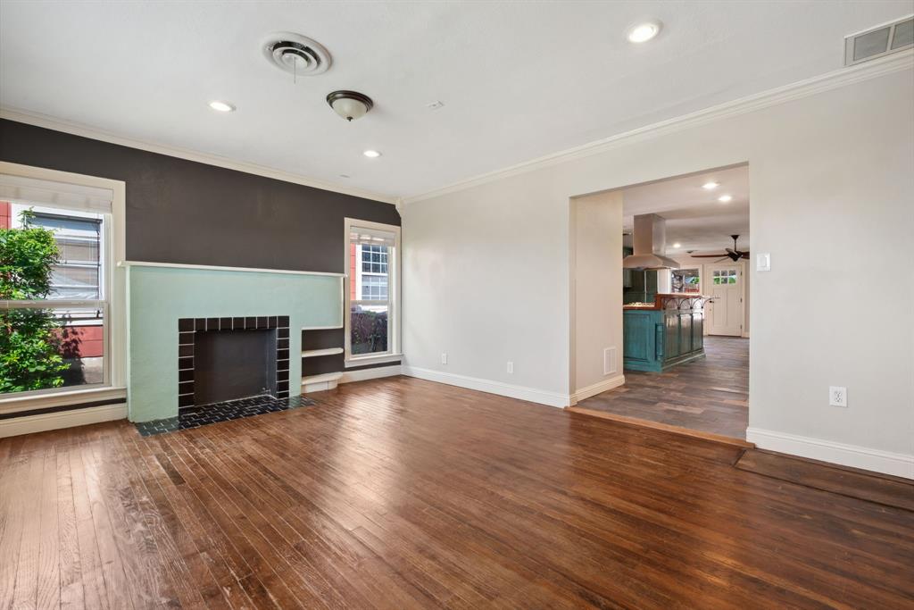 Chamberlain Arlington Heights 1st - Residential