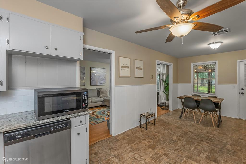 Shreveport, Louisiana 71105, United States, 3 Bedrooms Bedrooms, ,2 BathroomsBathrooms,Residential,Pending,164522