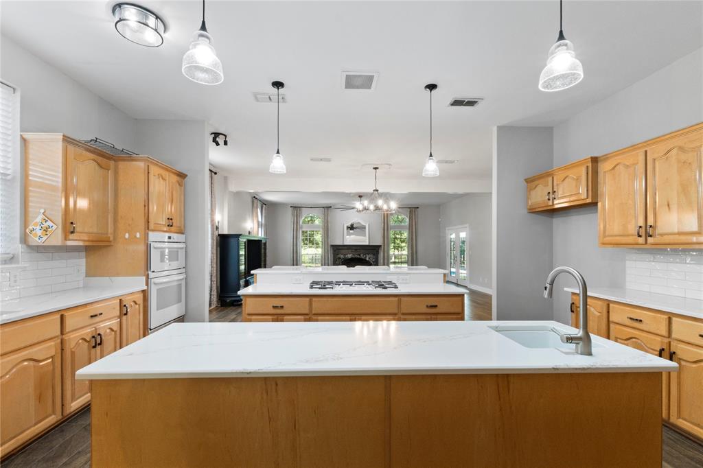 7600 County Road 3700