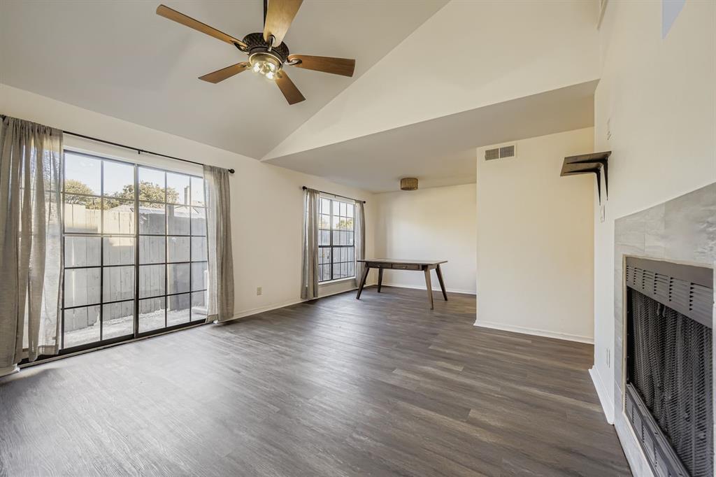 330 W Harwood Road C