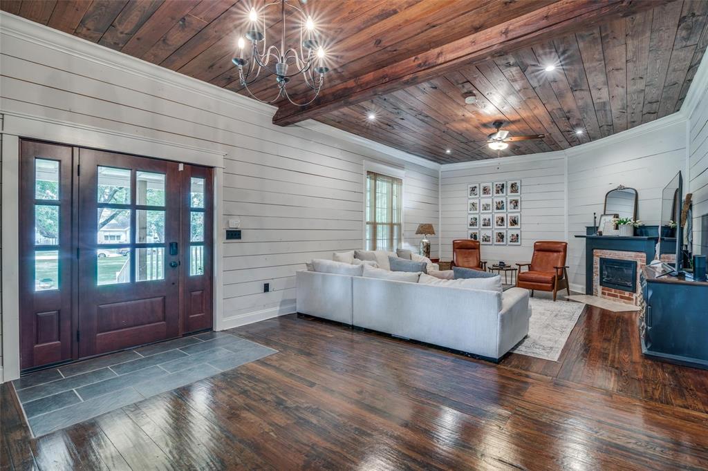 A M Moore - Residential